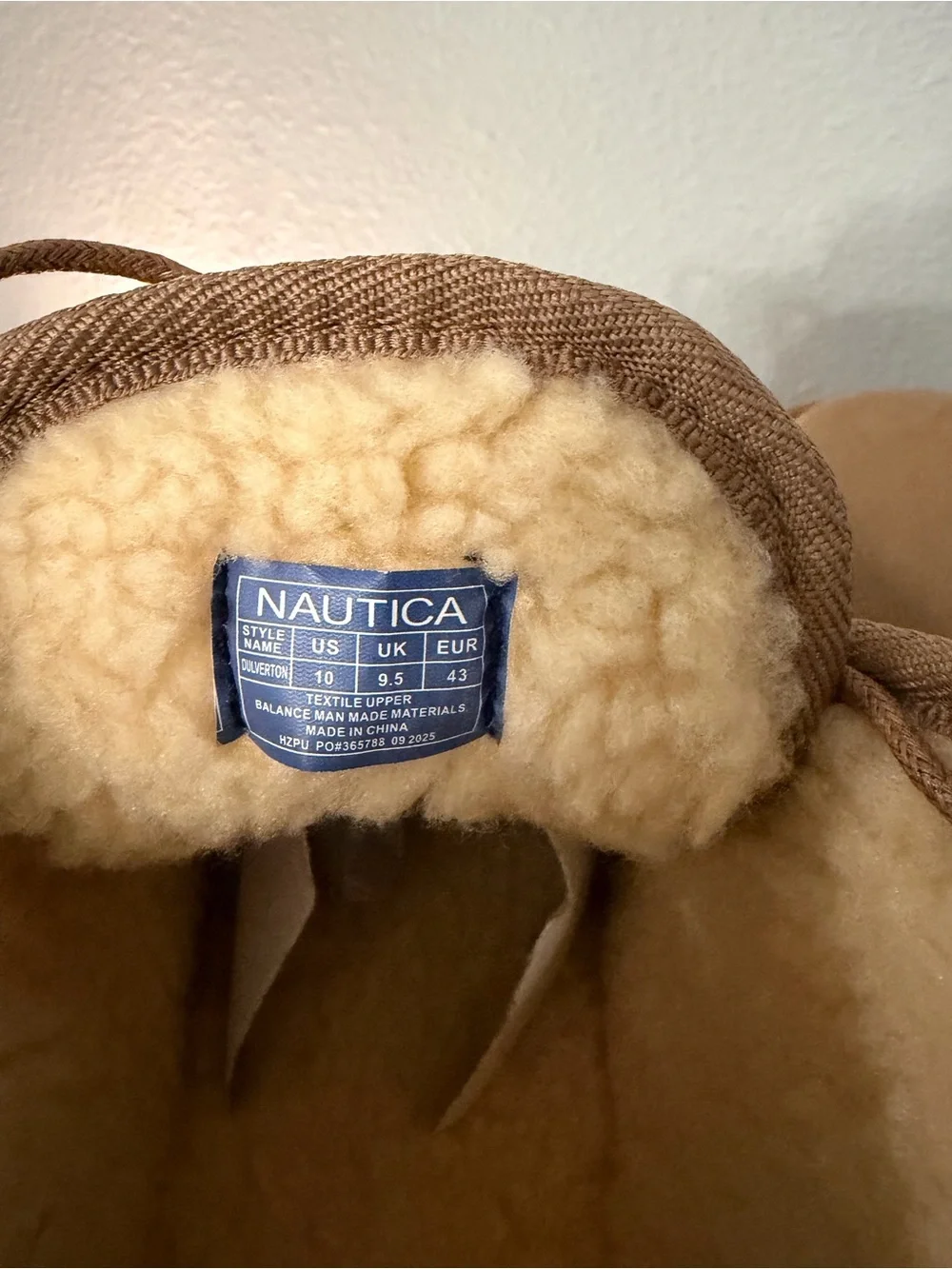 Nautica Men's Size 10 Tan Suede Chukka Boots - Lace-Up Casual